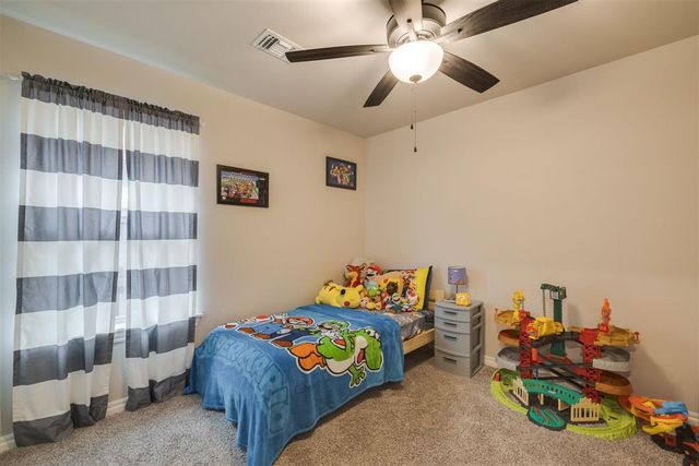 801 Bison Crossing Drive, Yukon, OK 73099