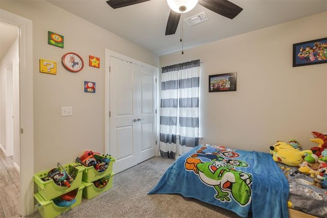 801 Bison Crossing Drive, Yukon, OK 73099