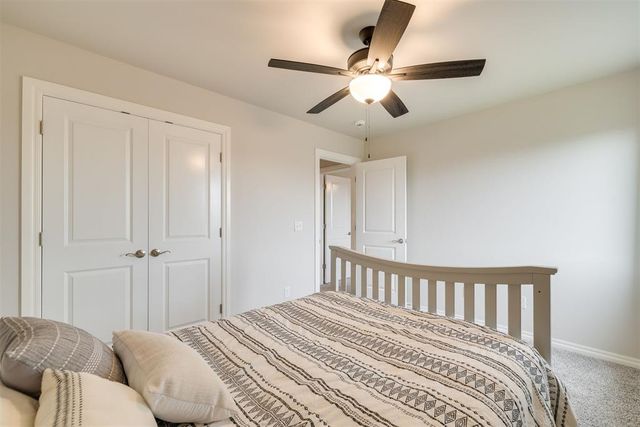 801 Bison Crossing Drive, Yukon, OK 73099