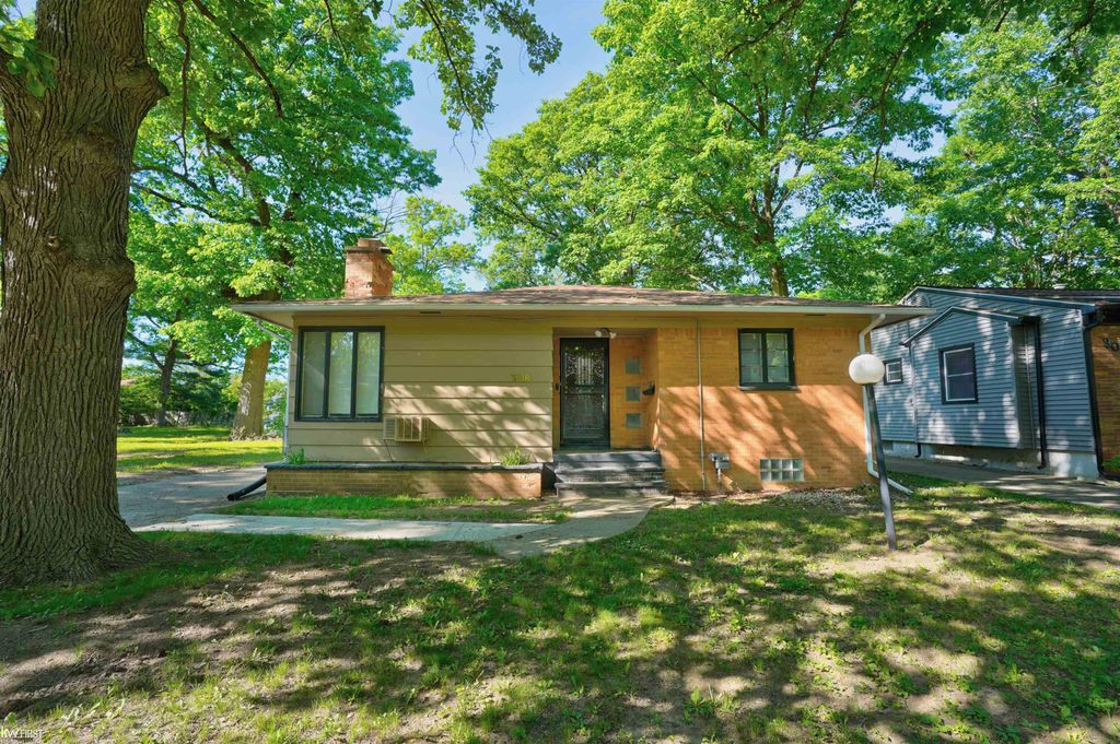 3018 Helber Street, Flint, MI 48504