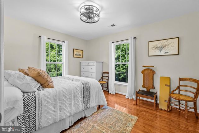 2764 OMISOL RD, Woodbridge, VA 22192