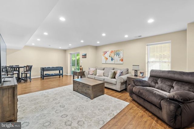 2764 OMISOL RD, Woodbridge, VA 22192