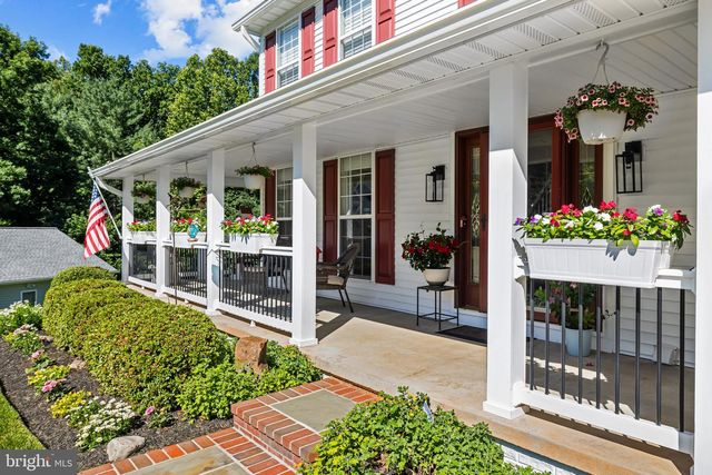 2764 OMISOL RD, Woodbridge, VA 22192