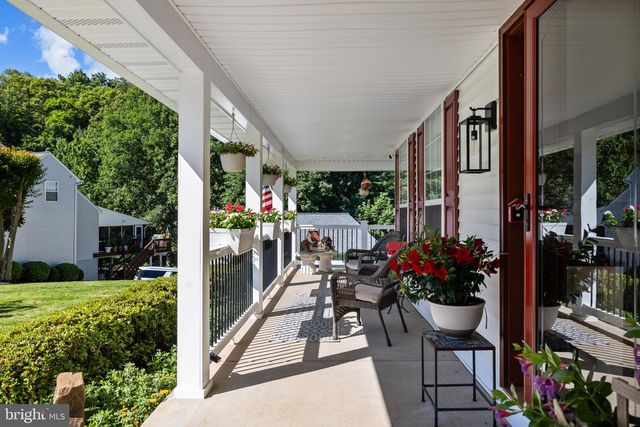 2764 OMISOL RD, Woodbridge, VA 22192