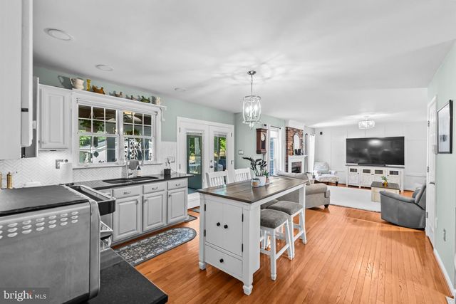 2764 OMISOL RD, Woodbridge, VA 22192