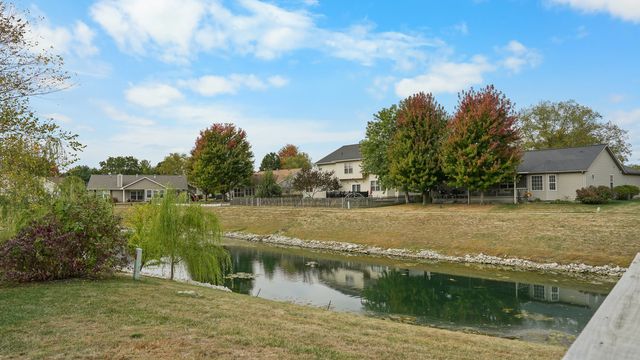 1103 Prestwick Point, Champaign, IL 61822