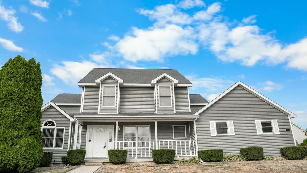 1103 Prestwick Point, Champaign, IL 61822