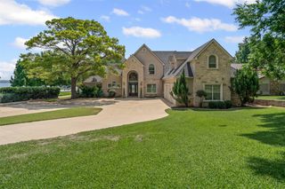 200 N Broadway Road, Azle, TX 76020