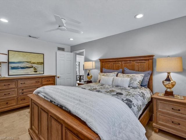 3331 3rd AVE NW, Naples, FL 34120