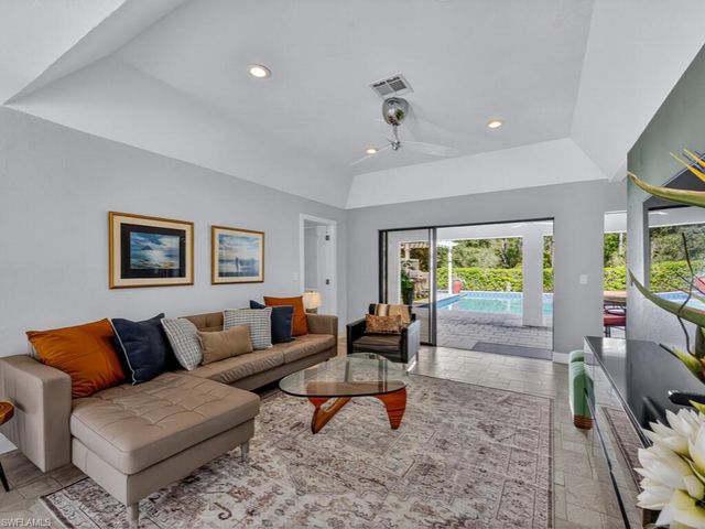 3331 3rd AVE NW, Naples, FL 34120
