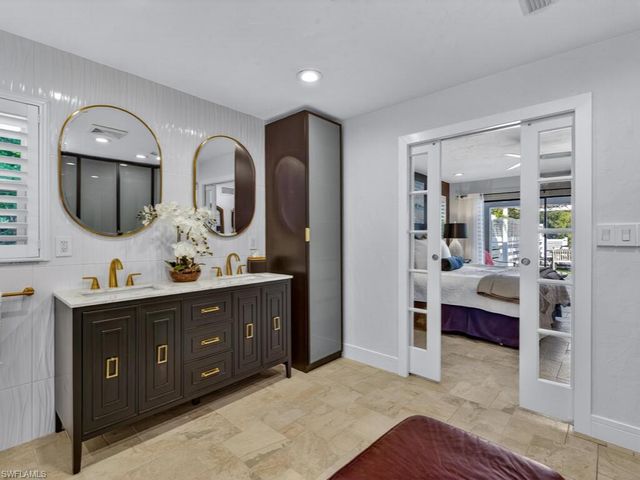 3331 3rd AVE NW, Naples, FL 34120