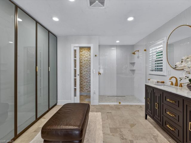 3331 3rd AVE NW, Naples, FL 34120