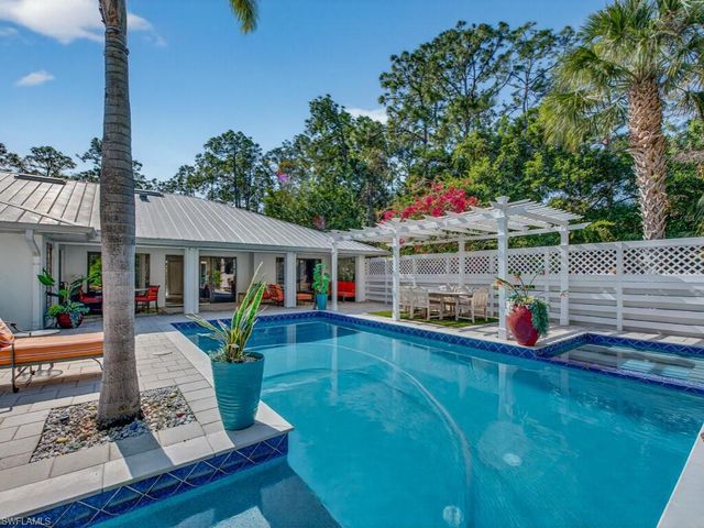 3331 3rd AVE NW, Naples, FL 34120