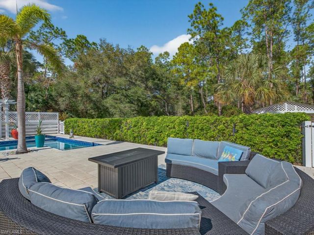3331 3rd AVE NW, Naples, FL 34120