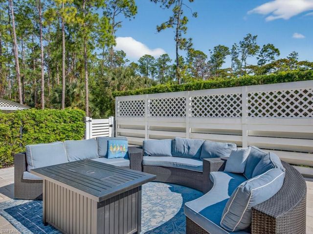3331 3rd AVE NW, Naples, FL 34120