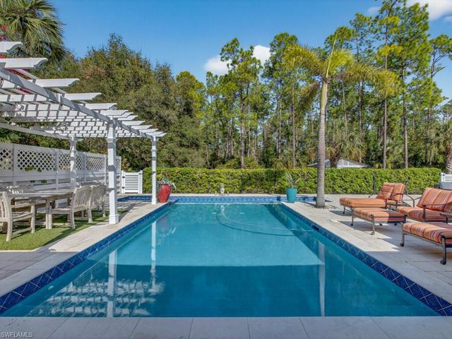 3331 3rd AVE NW, Naples, FL 34120