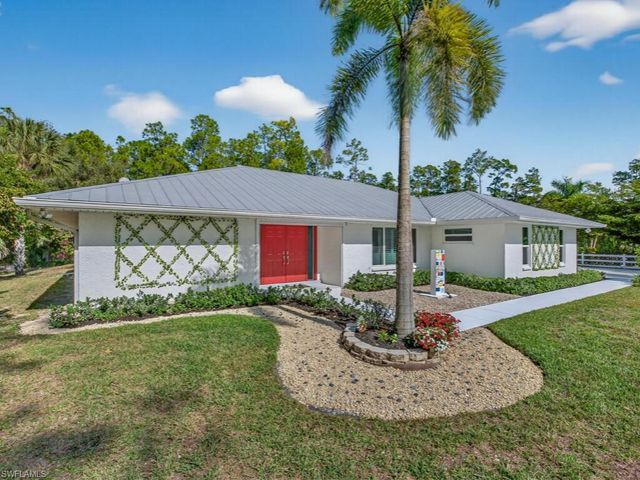 3331 3rd AVE NW, Naples, FL 34120