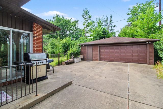 1832 Weldon Boulevard, Ann Arbor, MI 48103