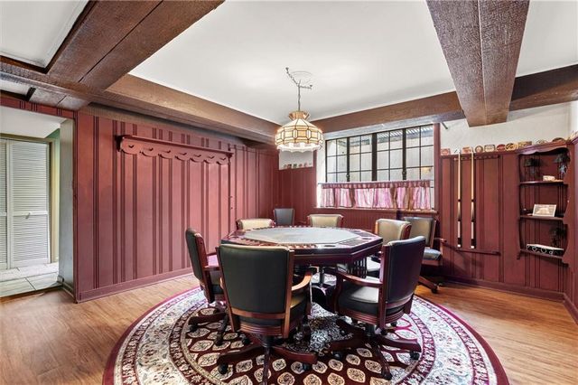 8 Orchard Place, Excelsior Springs, MO 64024