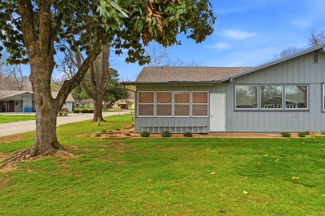 1 Magnolia Court, Branson, MO 65616