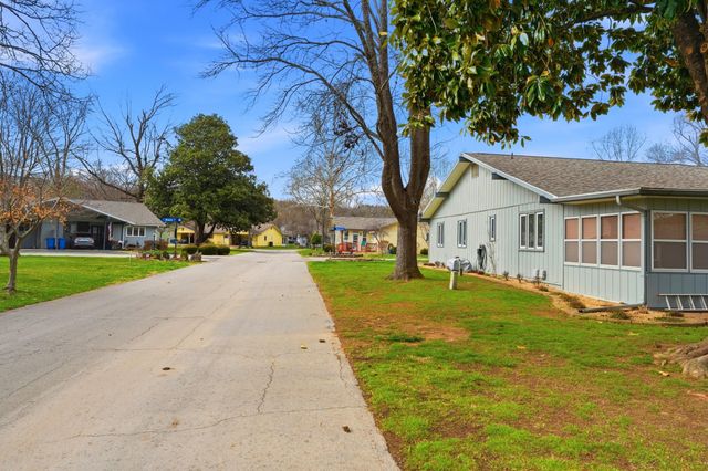 1 Magnolia Court, Branson, MO 65616