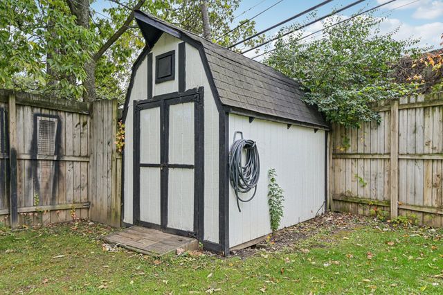 343 Amesbury Drive, Gahanna, OH 43230