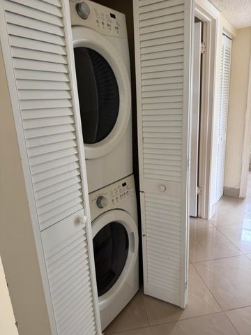 9921 Three Lakes Circle 9921, Boca Raton, FL 33428