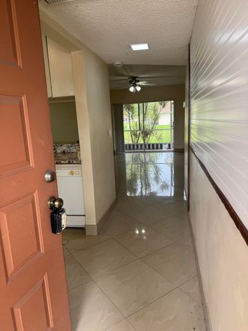 9921 Three Lakes Circle 9921, Boca Raton, FL 33428