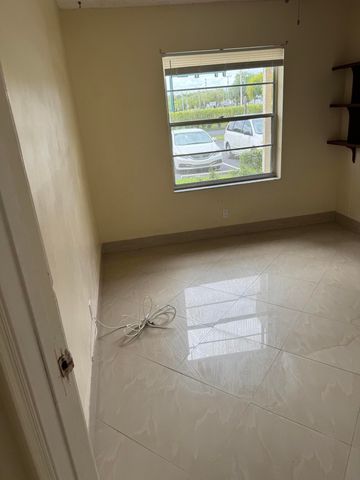 9921 Three Lakes Circle 9921, Boca Raton, FL 33428