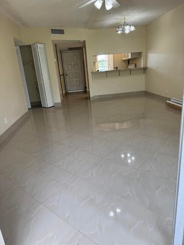 9921 Three Lakes Circle 9921, Boca Raton, FL 33428