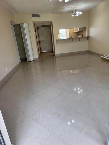 9921 Three Lakes Circle 9921, Boca Raton, FL 33428