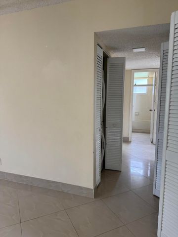 9921 Three Lakes Circle 9921, Boca Raton, FL 33428