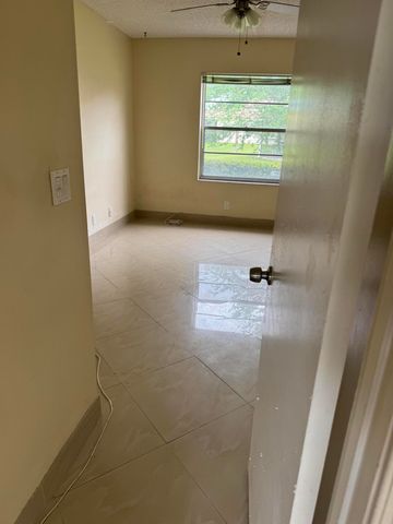 9921 Three Lakes Circle 9921, Boca Raton, FL 33428