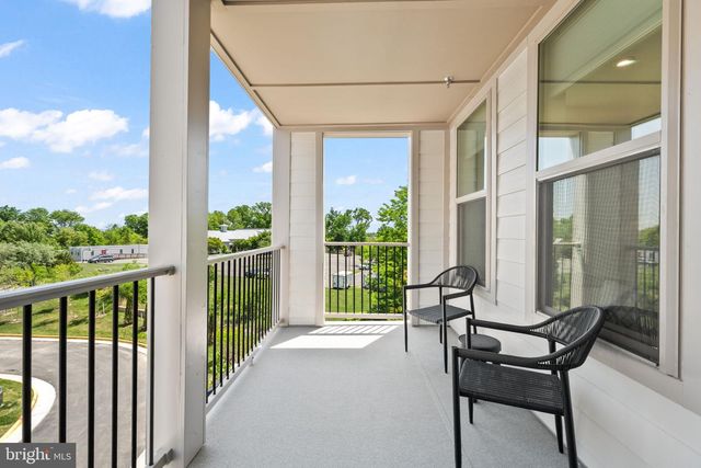 19746 MISTY MOSS SQ, Ashburn, VA 20147