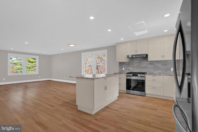 212 PENN HOPEWELL RD, Hopewell, NJ 08525