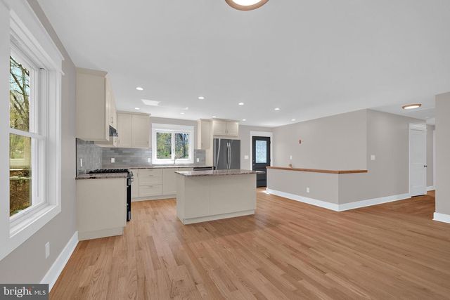 212 PENN HOPEWELL RD, Hopewell, NJ 08525