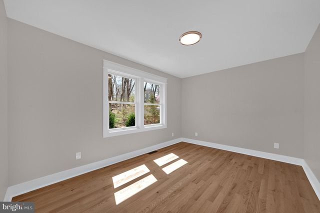 212 PENN HOPEWELL RD, Hopewell, NJ 08525