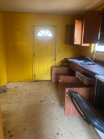 251 W Iowa Avenue, Whitwell, TN 37397