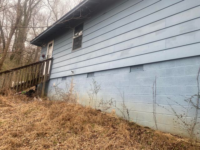 251 W Iowa Avenue, Whitwell, TN 37397