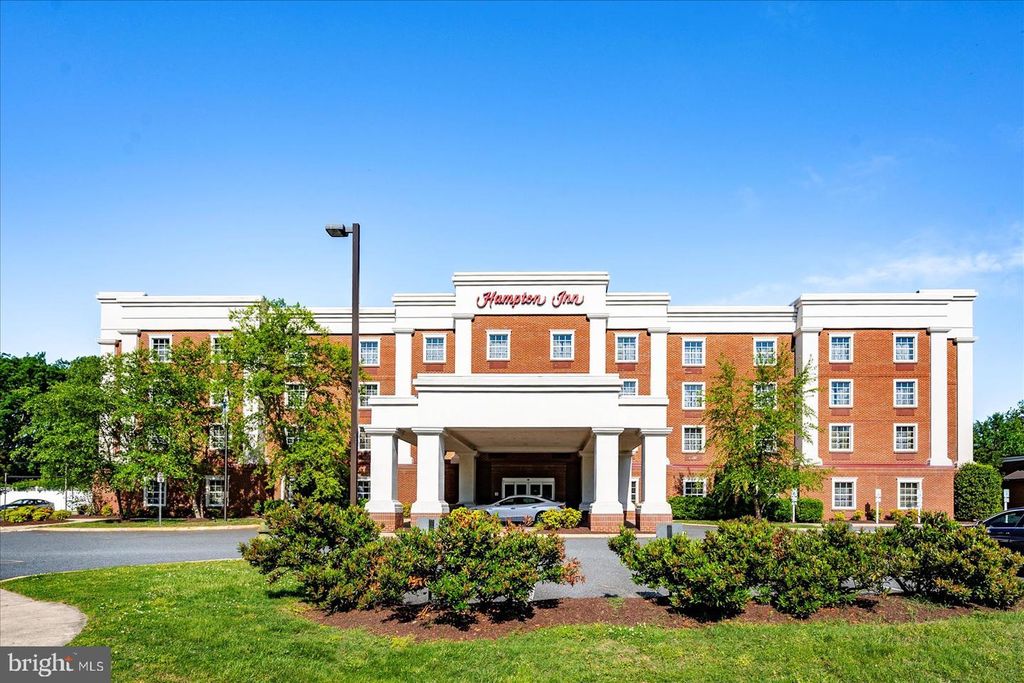 8058 OCEAN GATEWAY, Easton, MD 21601