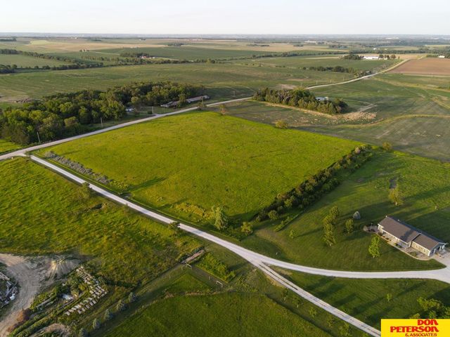 2194 Foxcross Lane, Mead, NE 68041