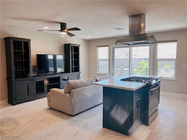 4631 Amazing View Street, Las Vegas, NV 89129