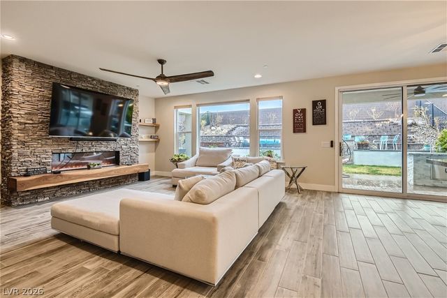 4631 Amazing View Street, Las Vegas, NV 89129