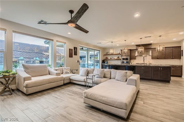 4631 Amazing View Street, Las Vegas, NV 89129