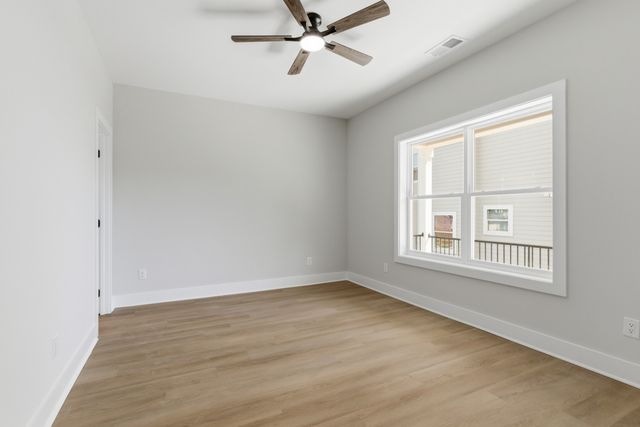 1121 Lawrence Ave Unit 3, Madison, TN 37115