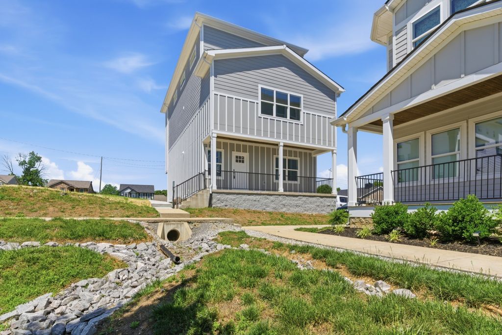 1121 Lawrence Ave Unit 3, Madison, TN 37115