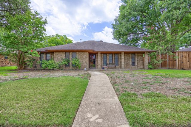 2500 Teakwood Lane, Plano, TX 75075