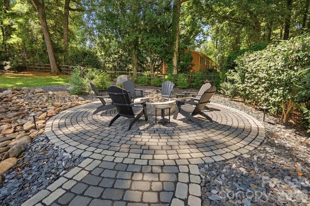 110 Henry Lane, Mooresville, NC 28117