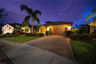 7211 Live Oak DR, Naples, FL 34114