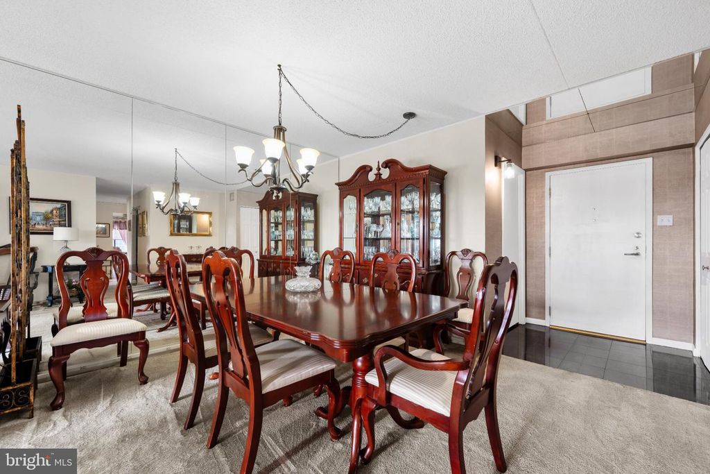 10611 VALLEY FORGE CIR #611, KING OF PRUSSIA, PA 19406 — exterior